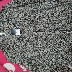 Ladies Meg and Lilly Pajama Top NWT Size L